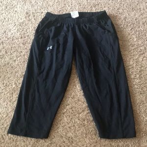 Under Armour athletic cropped capris